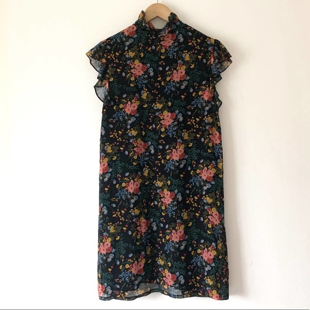 Floral Ruffle Sleeve Dress - Picture 5 of 10